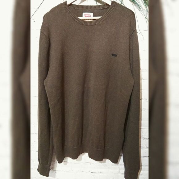 Levi's sweater - Picture 1 of 6